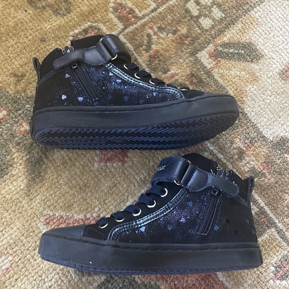 GEOX Girls Suede Sneakers Dark Blue Sz.11 - Picture 7 of 8